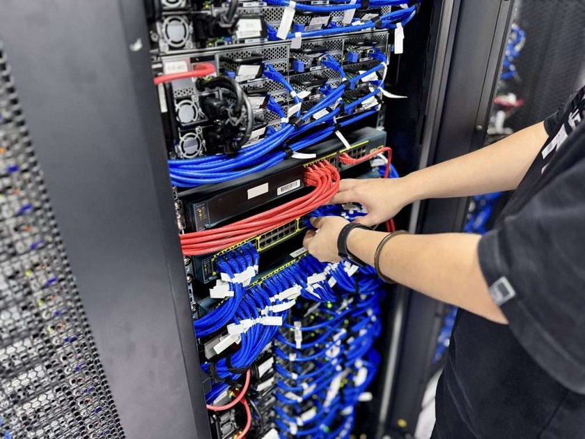 How to Evaluate the Reliability of a Hosting Provider